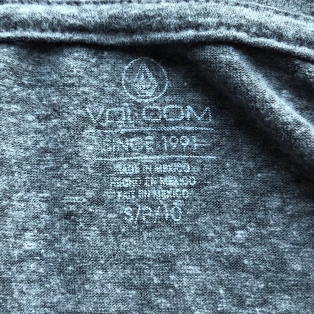 Volcom grey tee - Picture 3 of 3
